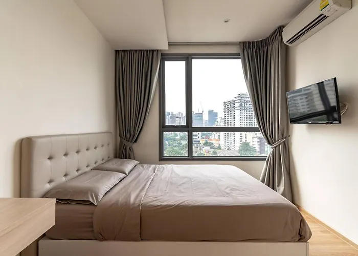 Phrom Phong 43F Rooftop Pool Workation 27 Monitor, Gym, Bts Airport Pickup 別荘 *