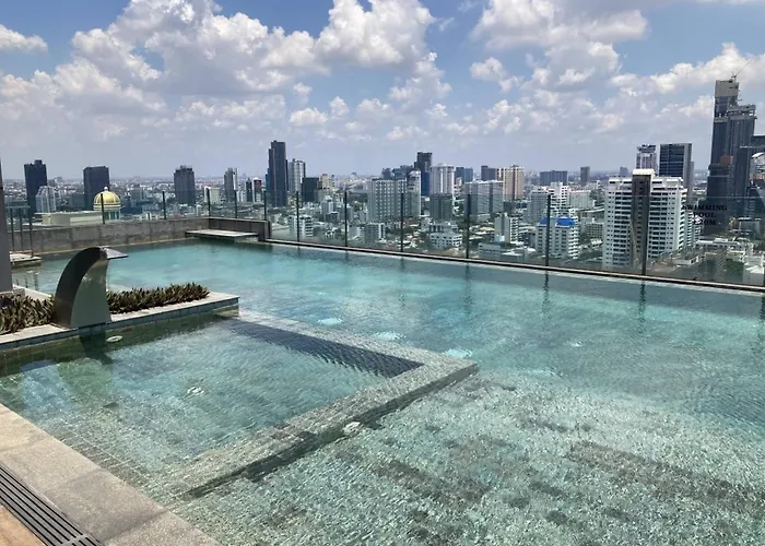 Phrom Phong 43F Rooftop Pool Workation 27 Monitor, Gym, Bts Airport Pickup * バンコク都