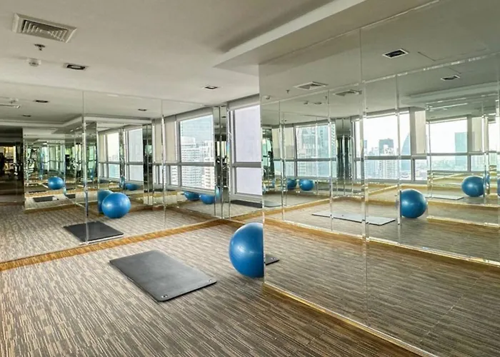 Phrom Phong 43F Rooftop Pool Workation 27 Monitor, Gym, Bts Airport Pickup 別荘