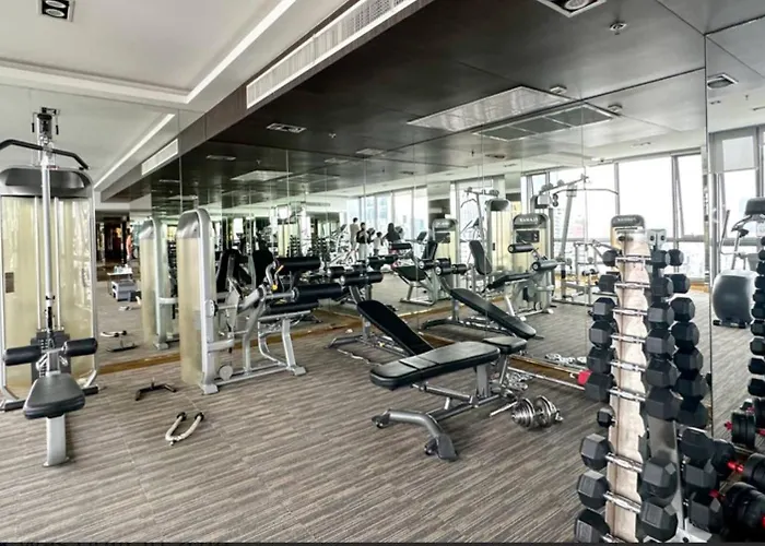 別荘 Phrom Phong 43F Rooftop Pool Workation 27 Monitor, Gym, Bts Airport Pickup バンコク都